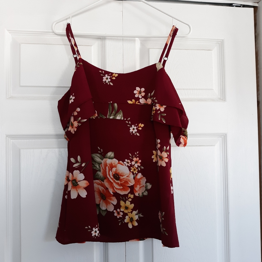 NWOT Flowy Tank